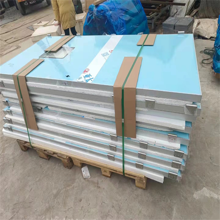 商洛工业防护先锋：定制化铅门解决方案全解析